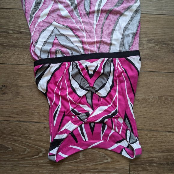 EUC INC Sleeveless Tank Top w/ Beaded Keyhole Neck - Pink, White & Black Pattern - Picture 2 of 7